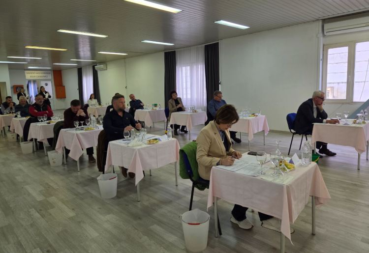 Sajam gospodarstva u Mostaru: Održano ocjenjivanje vinskih uzoraka