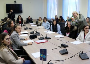 Vlada HNŽ-a potpisala ugovore sa 155 vježbenika