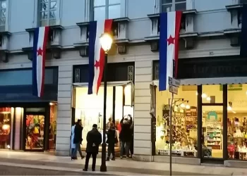 Zastave Jugoslavije osvanule u centru talijanske Gorizie