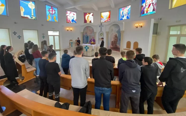 Bijelo Polje: Održana korizmena duhovna obnova za djecu