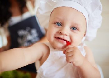 Evo koja je razlika između nicanje zubića ili upala uha