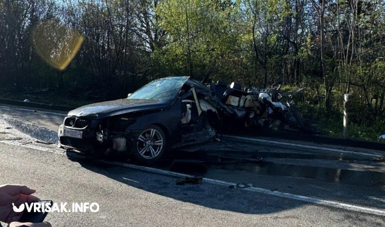 Teška prometna nesreća kod Imotskog: Vozač preminuo u bolnici