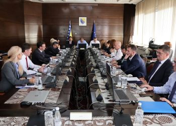 Vlada FBiH: Za 4.301 radnika odobreno 744.200 KM financijske pomoći za siječanj