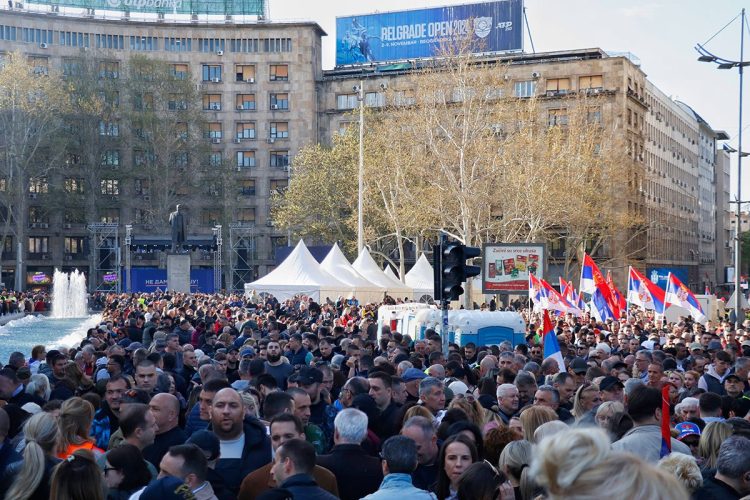 Vučićeva blamaža, objavljeno koliko je ljudi bilo na skupu