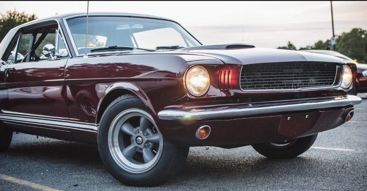 Ford Mustang: Šezdeset godina američke elegancije i snage