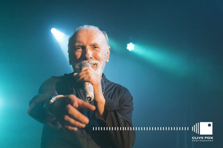 Dino Merlin otkrio emotivnu priču iza pjesme “Zauvijek ovako”