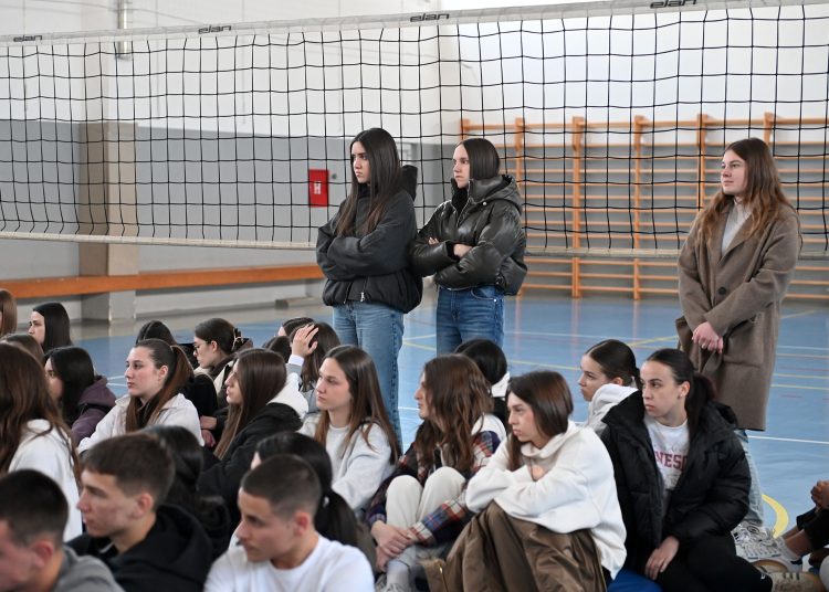 Široki Brijeg: Održana edukacija za gimnazijalce iz pružanja prve pomoći