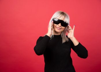 Pametne naočale u usponu: Tehnološki divovi potaknuli tržišni rast od 210%