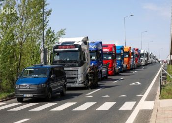 Vozači kamiona iz cijele BiH stigli u Sarajevo izraziti svoje nezadovoljstvo