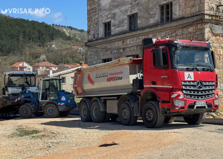 Široki Brijeg: Asfaltira se cesta u Duhanskoj stanici