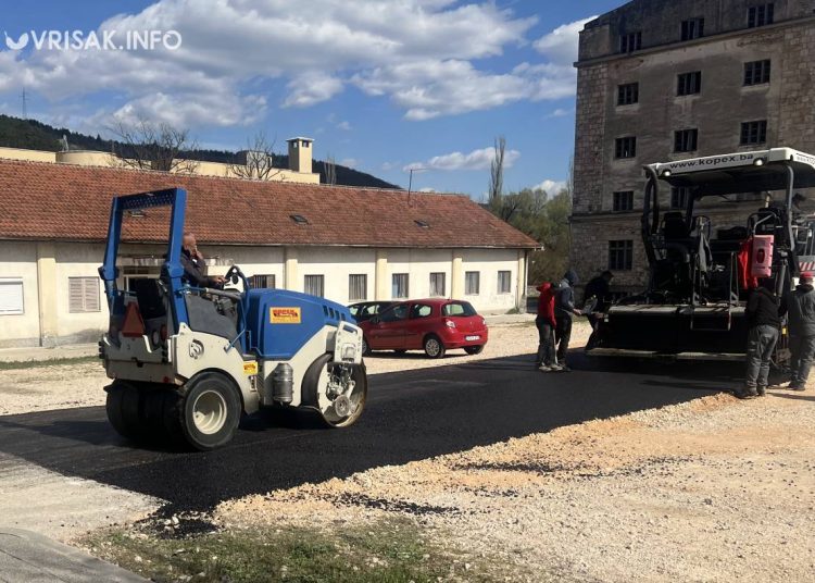 Široki Brijeg: Asfaltira se cesta u Duhanskoj stanici