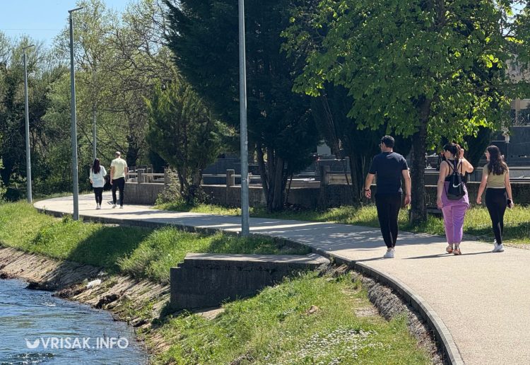 Široki Brijeg: Park u Sajmištu ispunjen šetnjom, smijehom i proljetnom atmosferom