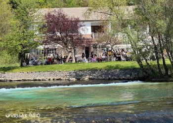 Široki Brijeg: Park u Sajmištu ispunjen šetnjom, smijehom i proljetnom atmosferom