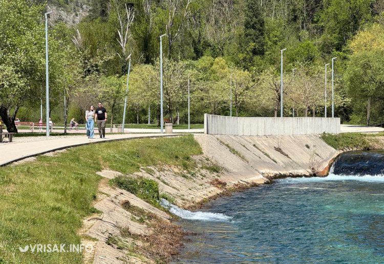 Široki Brijeg: Park u Sajmištu ispunjen šetnjom, smijehom i proljetnom atmosferom