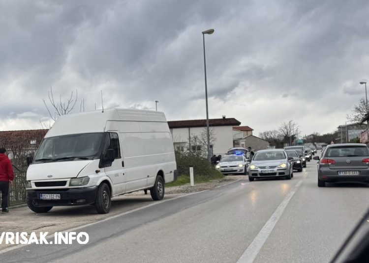 Široki Brijeg: Prometna nezgoda u Knešpolju kod skretanja za Blato