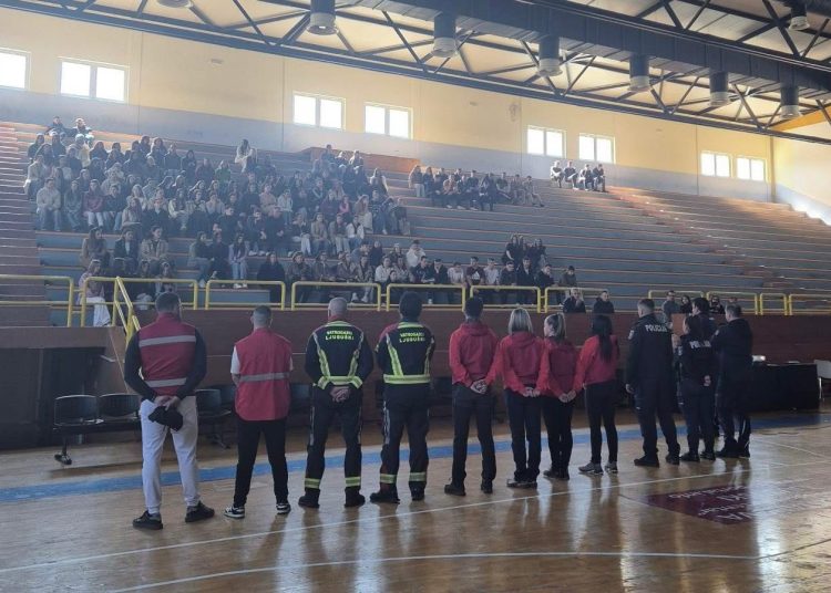 U Ljubuškom održana edukacija srednjoškolaca za izvanredne situacije