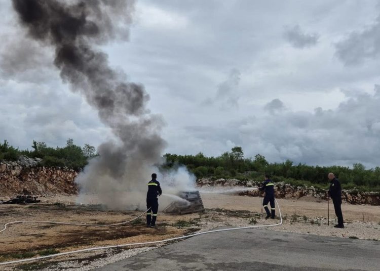 ŽZH: Ispit položilo 11 dobrovoljnih i profesionalnih vatrogasaca