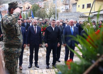 Milanović u Livnu: Narodi u BiH se trebaju dogovoriti između sebe