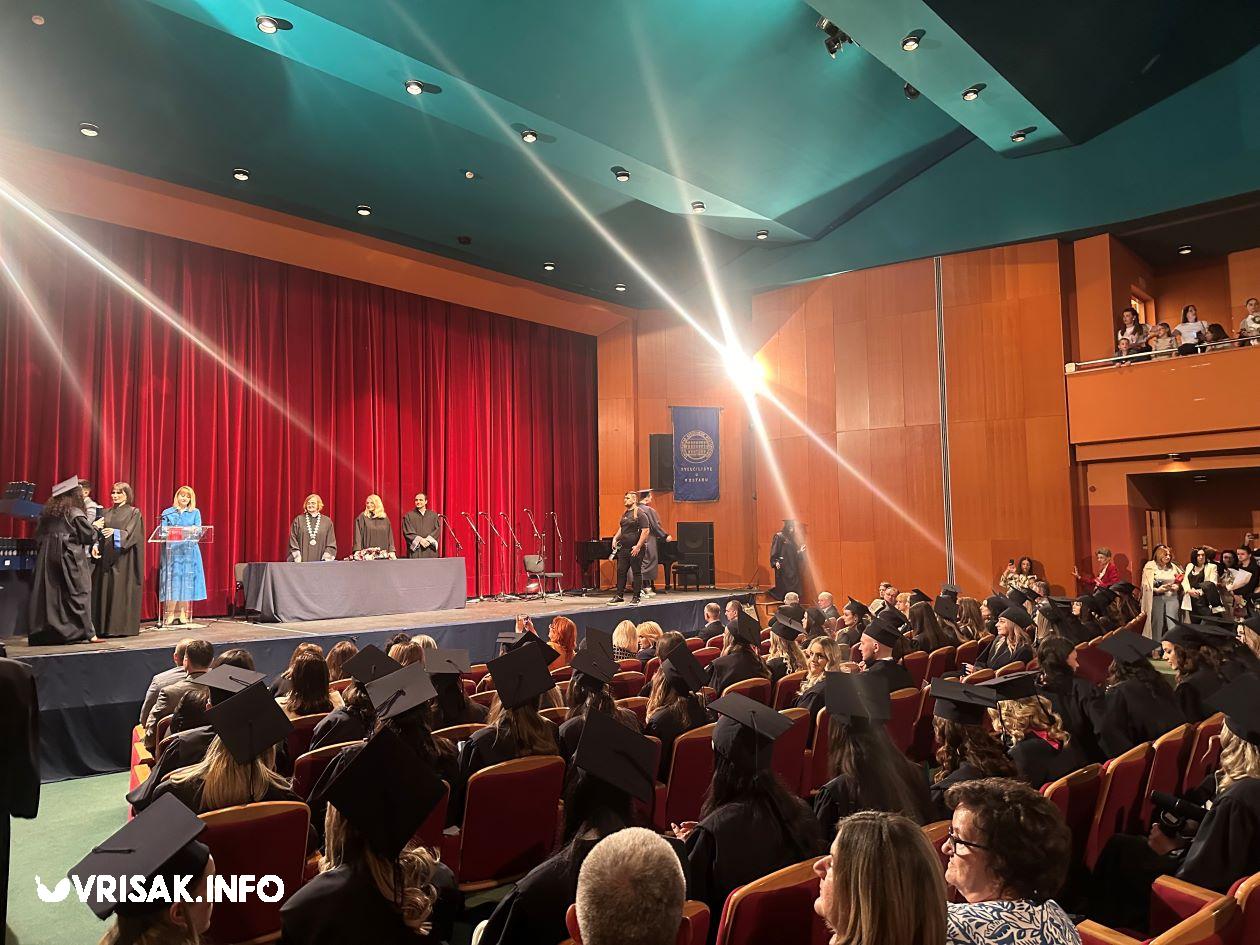 Svečana promocija 345 diplomanata u Mostaru