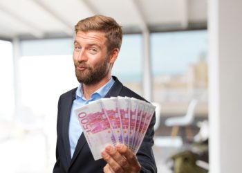 ‘Ljubičaste’ novčanice eura se više ne proizvode, evo što ako ih imate