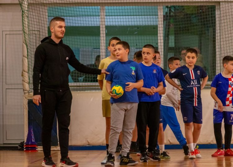 Počela s radom Škola rukometa Široki Brijeg