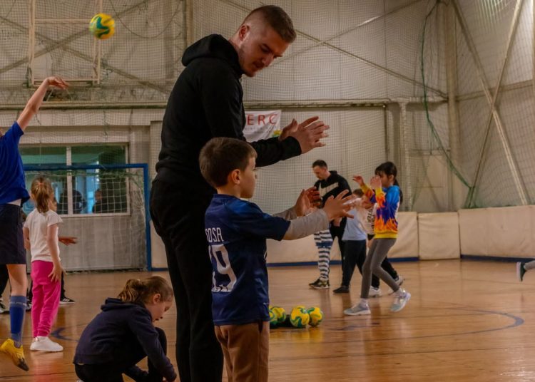 Počela s radom Škola rukometa Široki Brijeg
