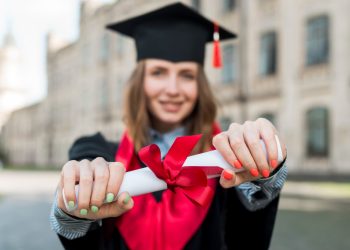 Popis dobitnika stipendija za Hrvate izvan RH, čak 1.700 studenata iz BiH