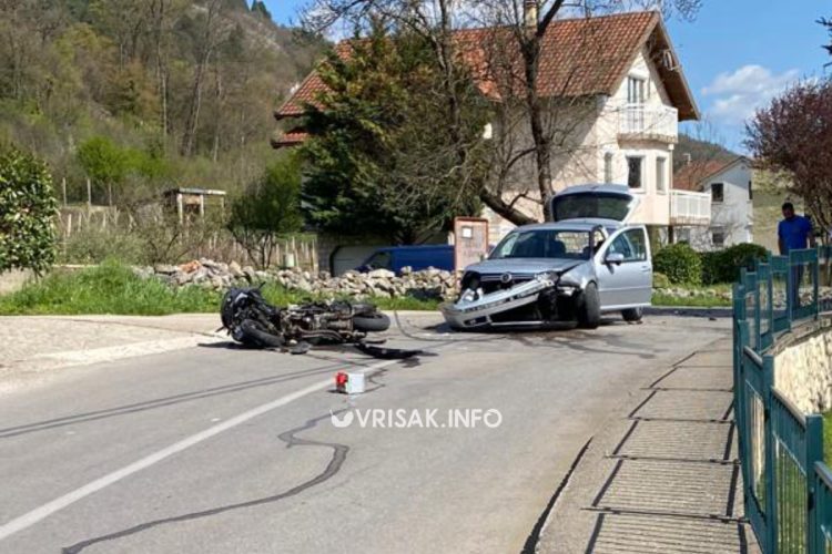 Široki Brijeg: Sudar vozila i motocikla u Oklajima