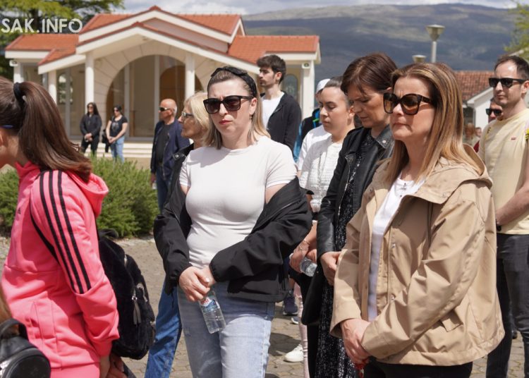 Široki Brijeg: “Rijeka” vjernika na Putu križa s Uzarića