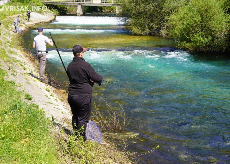 Čitluk: Na trgu održana molitva krunice Božjeg milosrđa