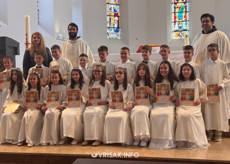 Prva sveta pričest u Širokom Brijegu: 196 djece primilo sakrament Euharistije