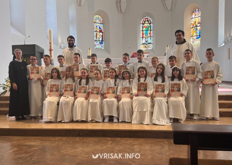 Prva sveta pričest u Širokom Brijegu: 196 djece primilo sakrament Euharistije