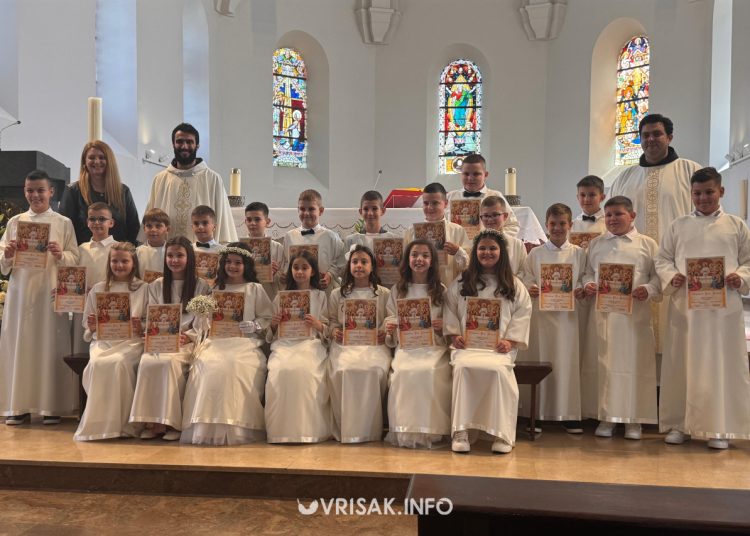 Prva sveta pričest u Širokom Brijegu: 196 djece primilo sakrament Euharistije