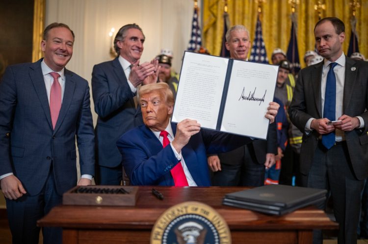 Trump pauzirao carine svima osim Kini