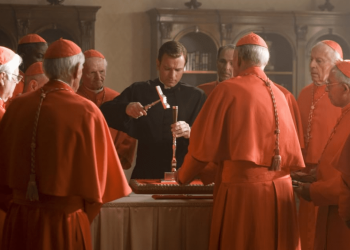 Tko je čovjek koji proglašava papinu smrt, uništava njegov prsten i preuzima Vatikan