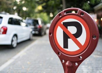 Nova pravila u FBiH za uručenje kazni za nepropisno parkiranje, nema više ispod brisača