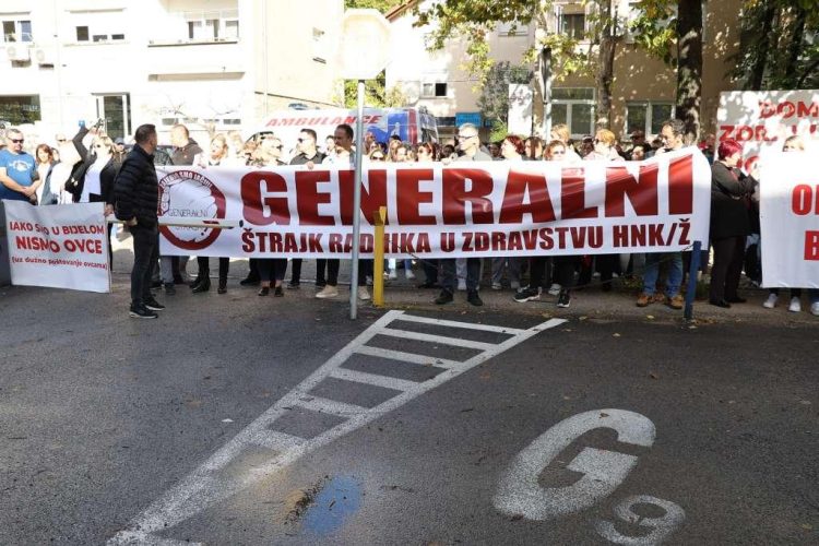 Zdravstveni radnici danas prosvjeduju ispred zgrade Vlade HNŽ