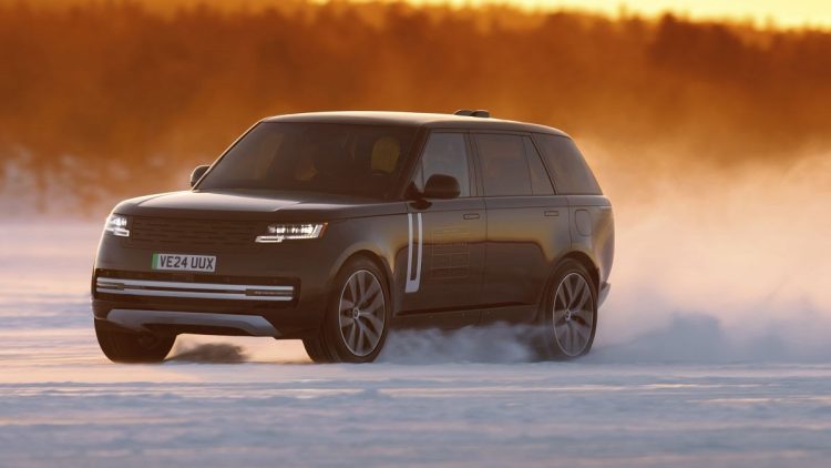 Novi Range Rover uskoro dostupan i u električnom izdanju
