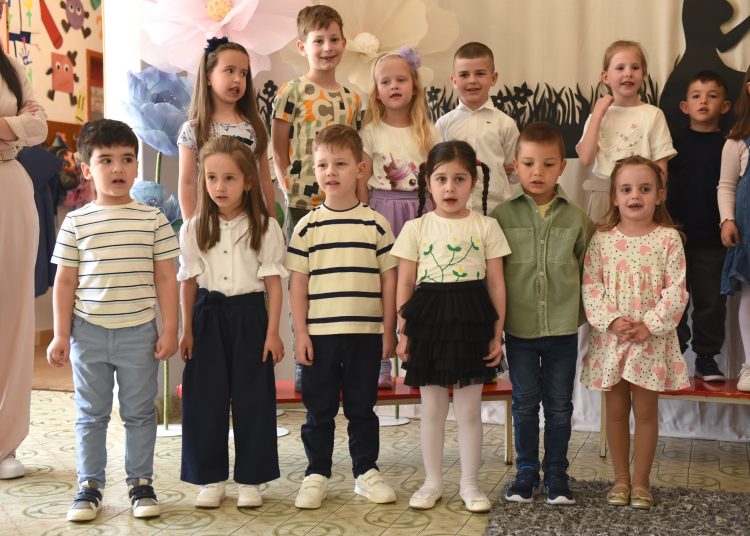 Proslava majčina dana u vrtiću „Trnoružica“