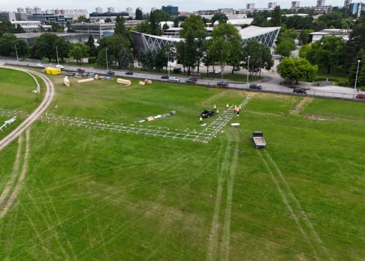 Pogledajte kako napreduju radovi na Hipodromu, pozornica poprima oblik