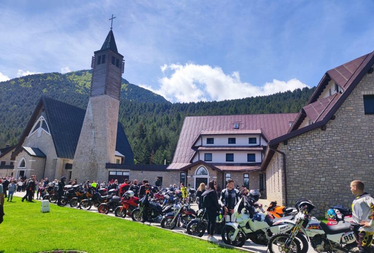 Blidinje: Četvrti blagoslov motora i motorista u Masnoj Luci