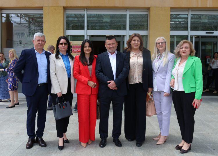 Mostar: Započeo jubilarni XX. simpozij dječje kirurgije