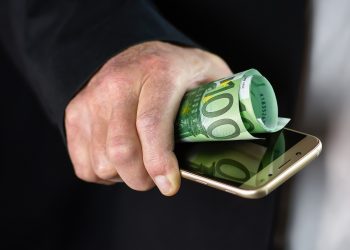 Europa upozorava građane: Držite u kući gotovinu za tri dana