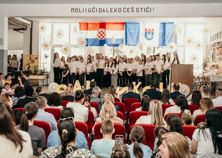 Široki Brijeg: Održana proslava Dana škole u  OŠ Biograci