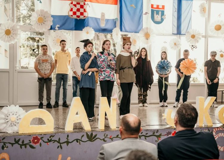 Široki Brijeg: Održana proslava Dana škole u  OŠ Biograci