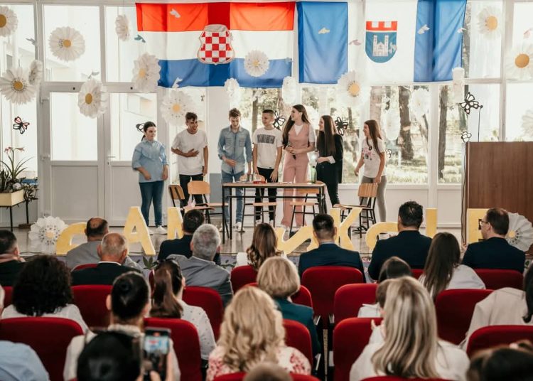 Široki Brijeg: Održana proslava Dana škole u  OŠ Biograci