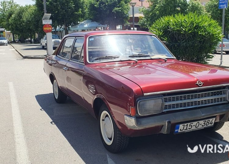 Oldtimeri iz Širokog Brijega krenuli krug kroz ŽZH