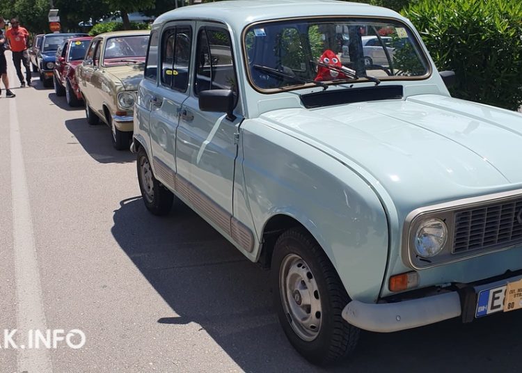 Oldtimeri iz Širokog Brijega krenuli krug kroz ŽZH