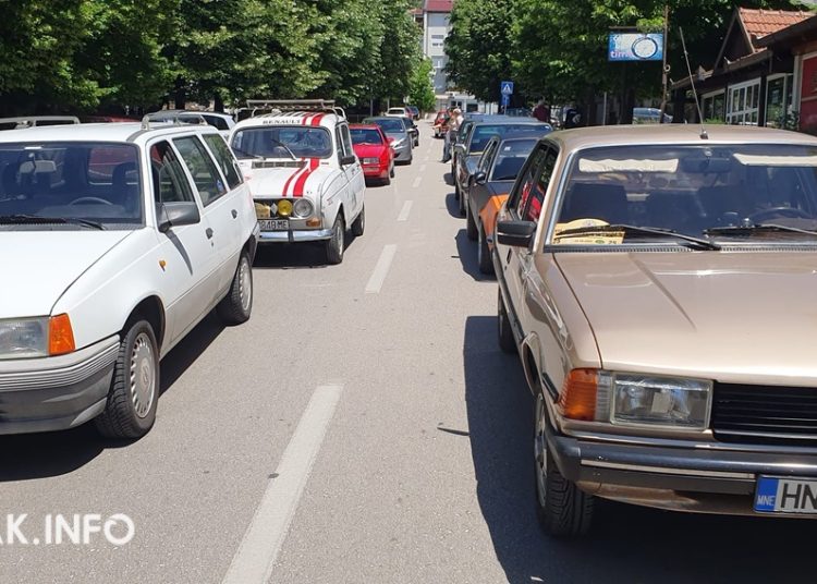 Oldtimeri iz Širokog Brijega krenuli krug kroz ŽZH