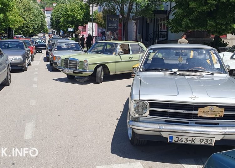 Oldtimeri iz Širokog Brijega krenuli krug kroz ŽZH